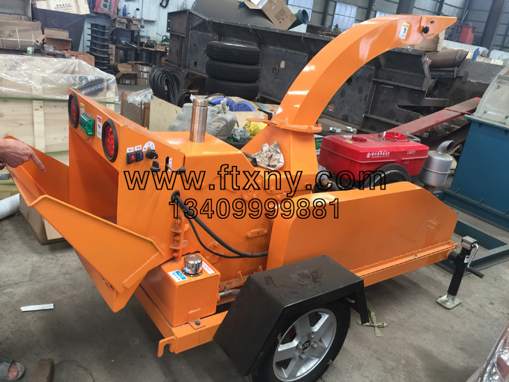 移動式樹枝粉碎機 移動式樹枝粉碎機